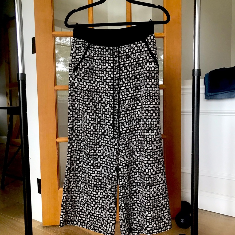 Max studio black wide leg pants